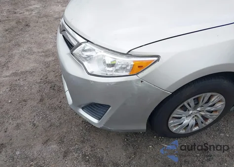 2013 Toyota Camry Le z USA, uszkodzony, nr VIN 4T1BF1FK5DU234232